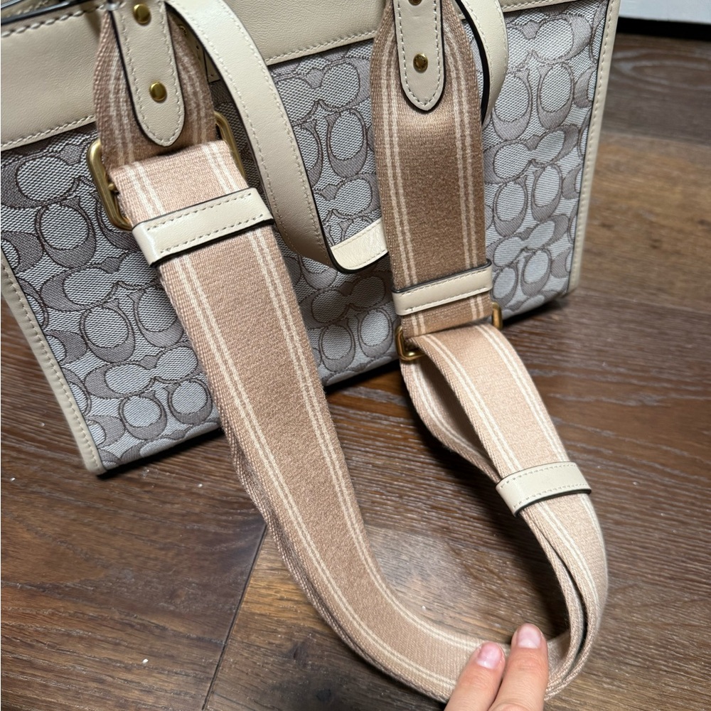 Coach Tan and Cream Signature Tote - Picture 2 of 4